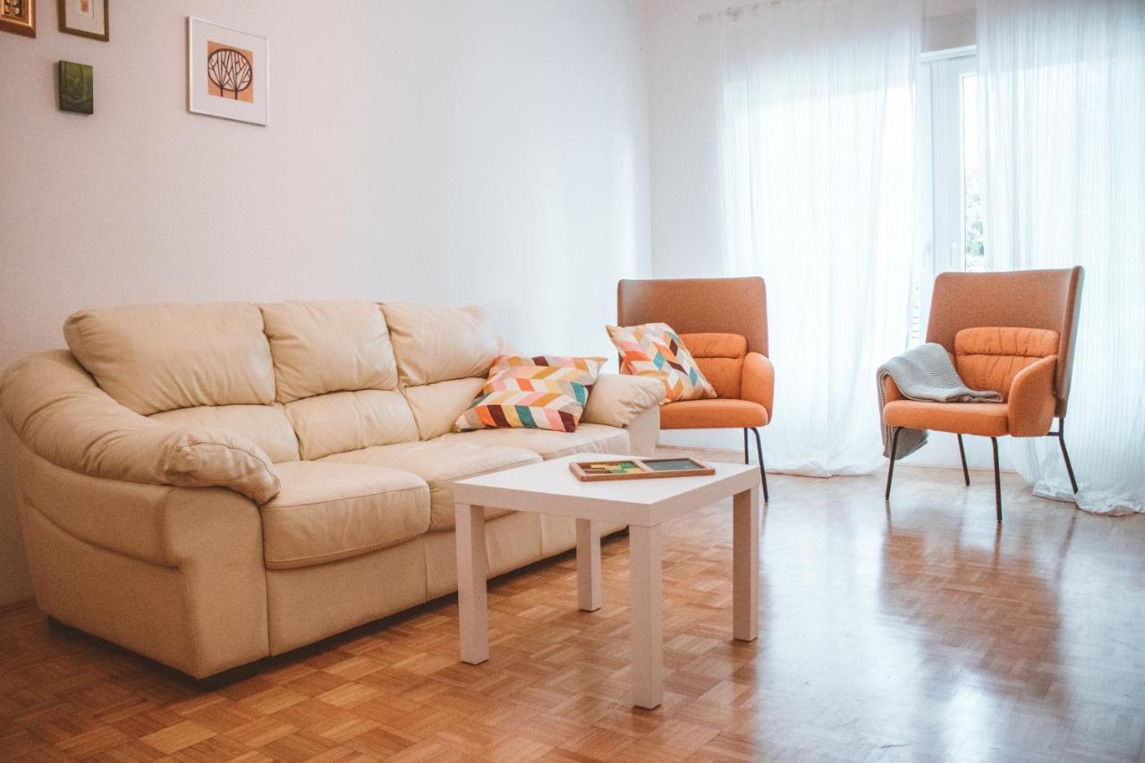 Entoli Apartment